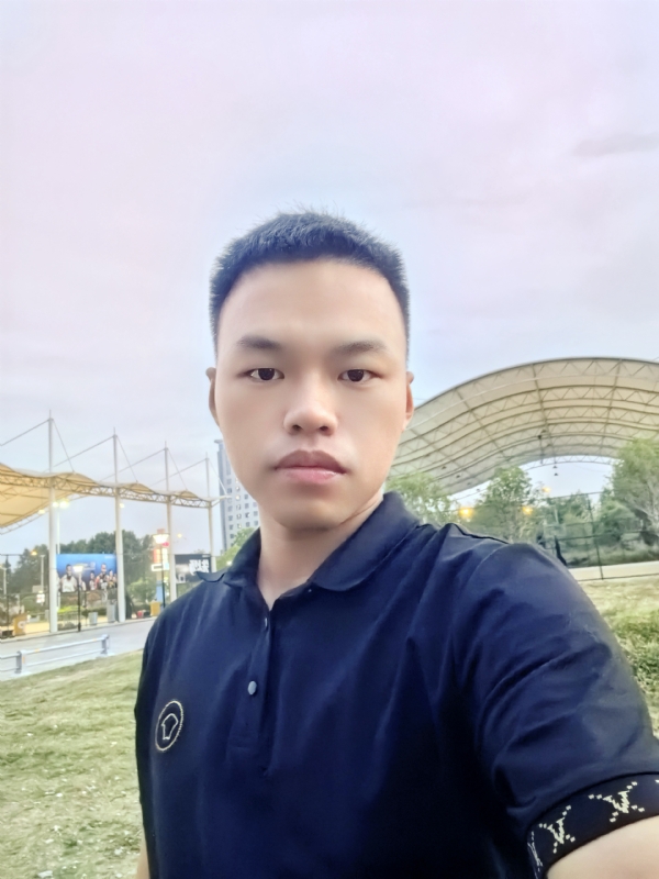 心中有你的第一张照片--保亭父母相亲团